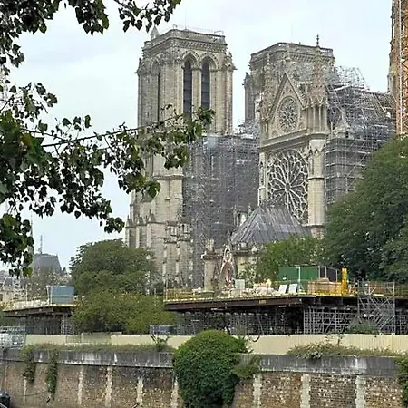 Hotel Notre-dame - 4*